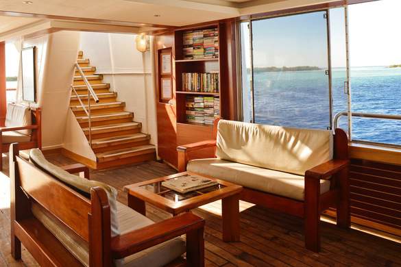 Riviera Travel, MV Yasawa Princess, Restaurant 4.jpg